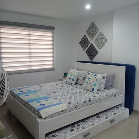 303 El Rodadero, Apartamento Familiar , Piscina , Parqueadero Santa Marta  Kültér fotó