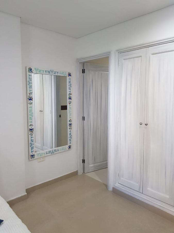 303 El Rodadero, Apartamento Familiar , Piscina , Parqueadero Santa Marta  Kültér fotó